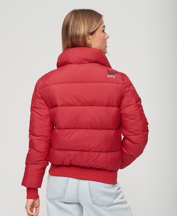 Veste mi-saison Superdry en rouge