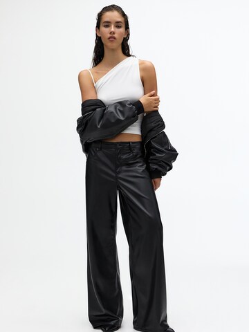 Pull&Bear Wide Leg Bukser i sort