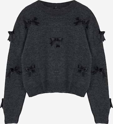 Trendyol Pulover | siva barva: sprednja stran