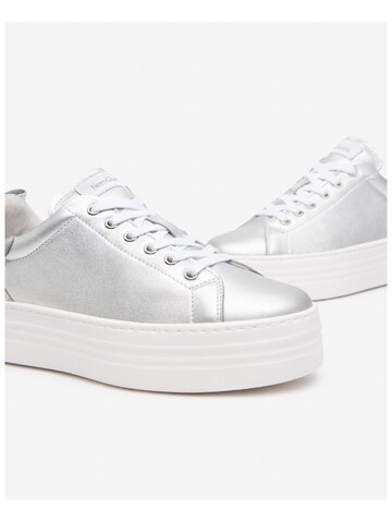 Nero Giardini Sneaker low i sølv