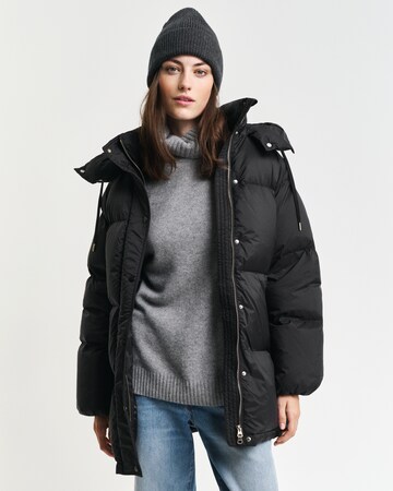 GANT Between-Season Jacket in Black: front