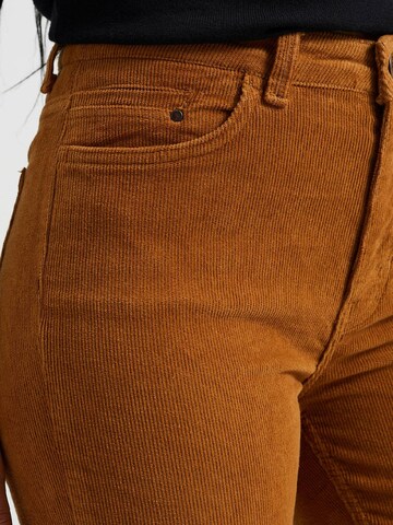 WE Fashion Flared Trousers in Orange