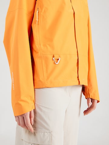 Nike Sportswear Prehodna jakna 'CASCDE RAIN' | oranžna barva