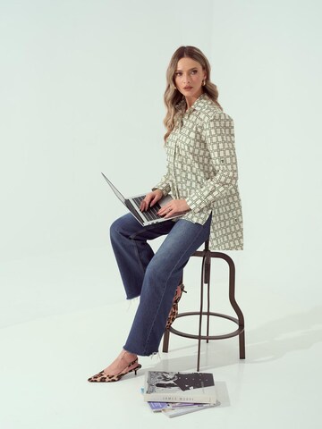 Couture de Marie Oversized Shirt 'Petra' in Beige