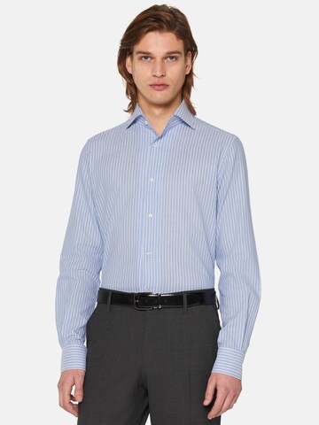 Coupe regular Chemise Boggi Milano en bleu : devant