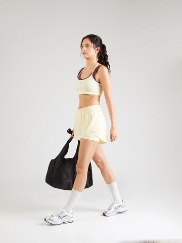 ICANIWILL Μπουστάκι Αθλητικό σουτιέν 'Mirage' σε μπεζ