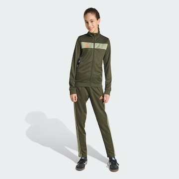 ADIDAS PERFORMANCE - Chándal 'Tiro 25 Essentials' en verde