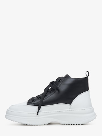 Estro Sneakers hoog '09-2449' in Zwart