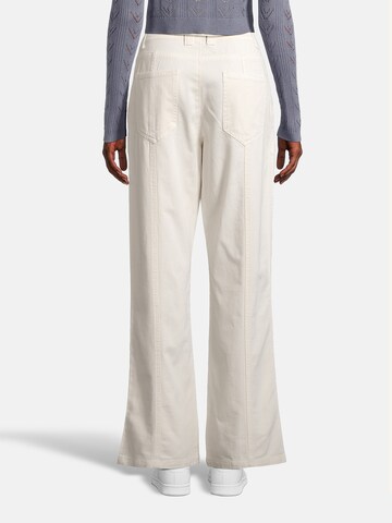 évasé Pantalon AÉROPOSTALE en blanc