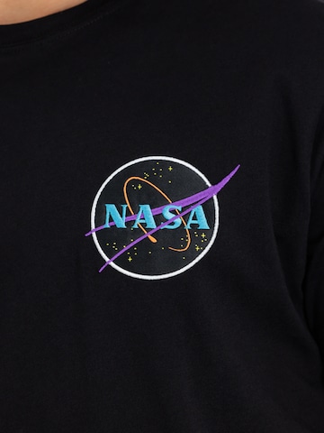 ALPHA INDUSTRIES T-shirt 'Space Shuttle' i svart