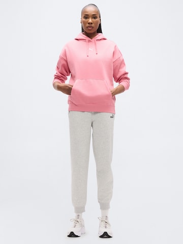 Hanorac sport 'ESS' de la PUMA pe roz