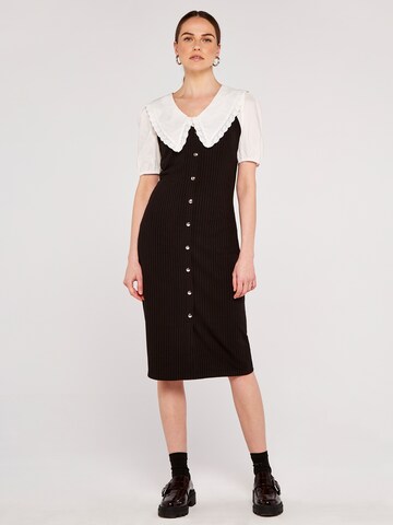 Robes en maille Apricot en noir : devant