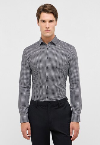 ETERNA Slim Fit Businesshemd in Schwarz: Vorderseite