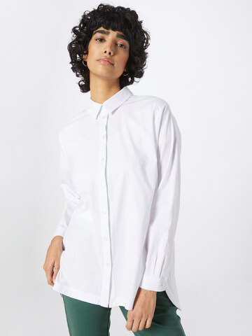 MORE & MORE Blouse in Wit: voorkant