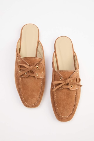 Trendyol - Zapatos abiertos en marrón