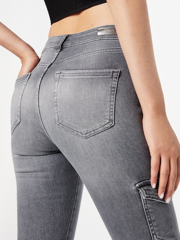 Skinny Jeans cargo ONLY en gris