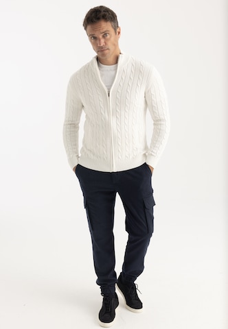 Felix Hardy Strickjacke in Weiß