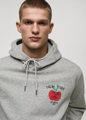 MANGO MAN Sweatshirt 'Apple' in Grau