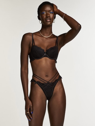 String 'Fleur' Hunkemöller en noir : devant