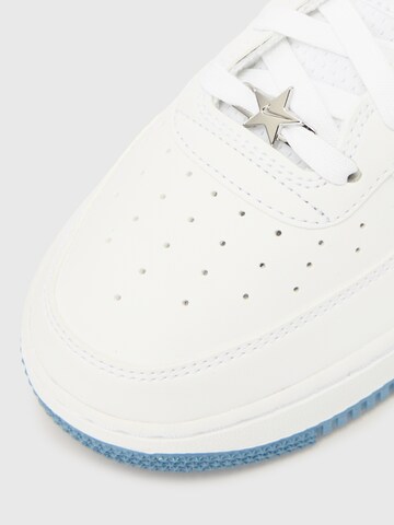 Nike Sportswear Tennarit 'Air Force 1' värissä valkoinen