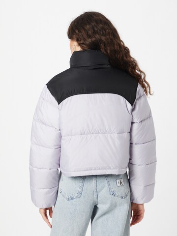 Calvin Klein Jeans - Chaqueta de entretiempo en lila