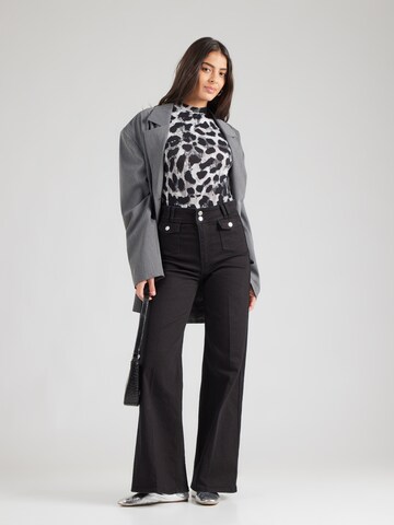 Tricou 'Shelly' de la ABOUT YOU pe gri