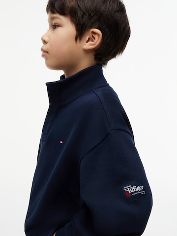 TOMMY HILFIGER Mikina – modrá
