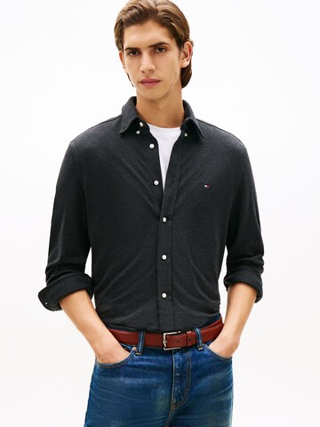 TOMMY HILFIGERRegular Fit Košulja - crna boja: prednji dio