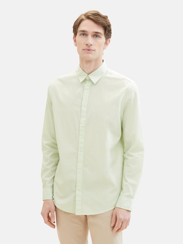 TOM TAILOR Regular Fit Skjorte i grøn: forside