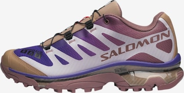 Baskets basses SALOMON en rose : devant