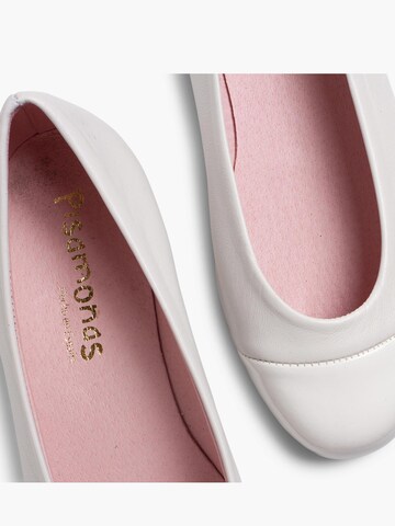 Pisamonas Ballerina in White