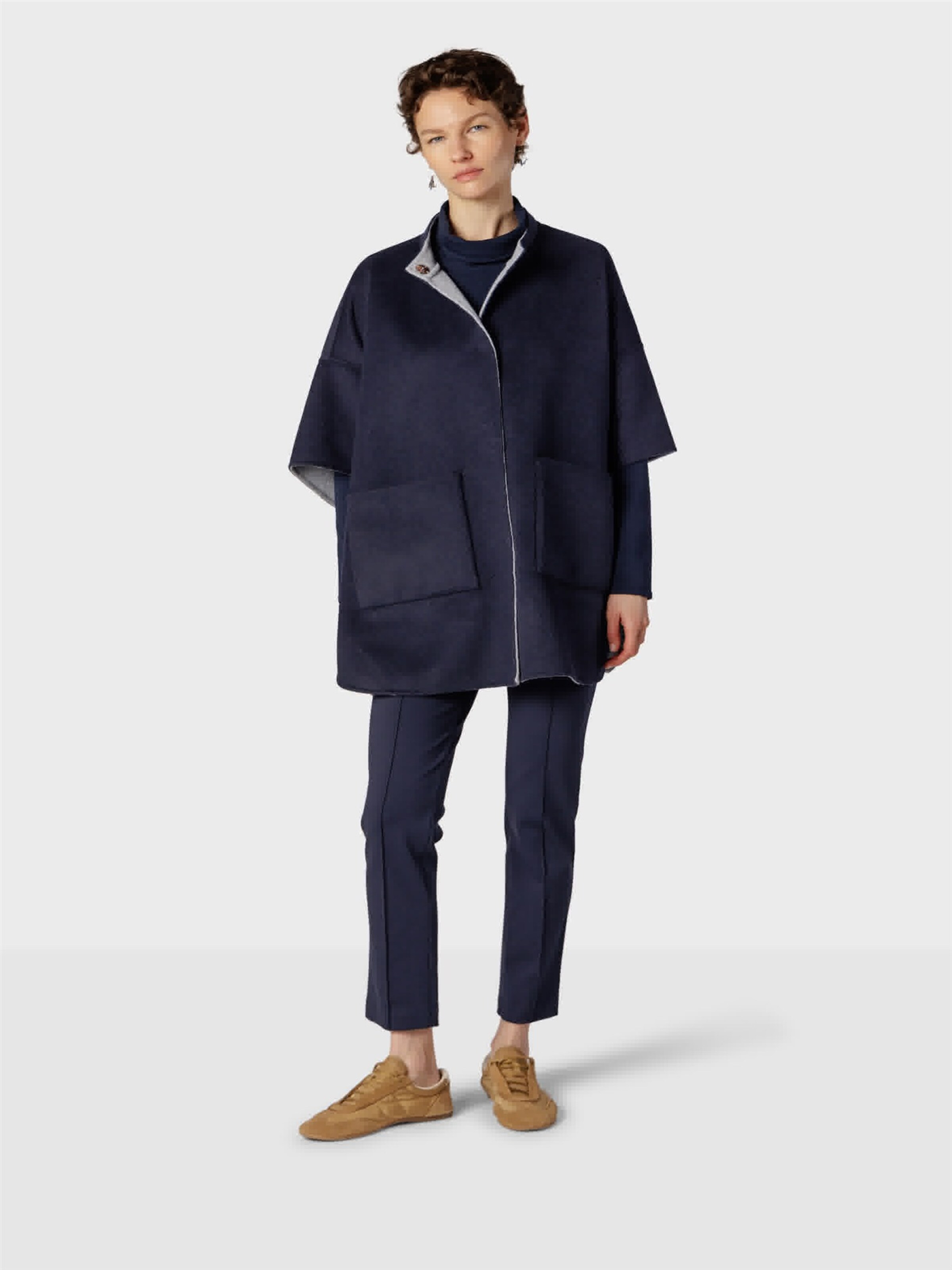 NAULOVER Cape in Blau: Vorderseite