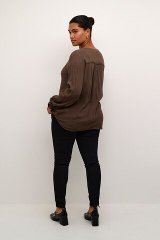 KAFFE CURVE Blouse 'Ami' in Bruin