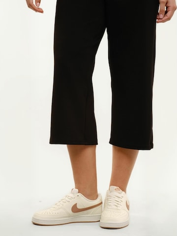Liberte Essentiel Loosefit Kalhoty 'Henny' – černá