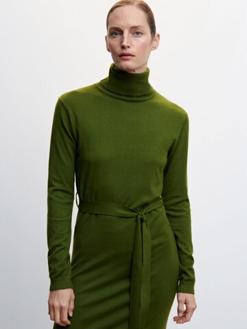 MANGO Knitted dress in Green: front