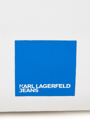 KARL LAGERFELD JEANS Ostoskassi 'Crapule2000' värissä valkoinen