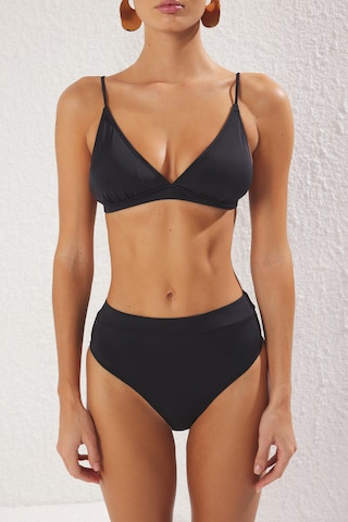 TrendyolTrokutasti Bikini - crna boja
