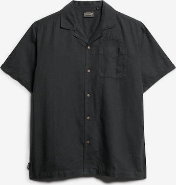 Coupe regular Chemise 'Resort' Superdry en noir : devant