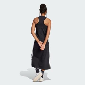 ADIDAS SPORTSWEAR Sportruha 'Essentials' - fekete