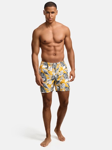 Bondi Joe Swimming shorts ' Hastings ' in Yellow