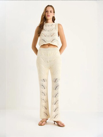 Pantalons de tailleur Bianco Lucci en beige