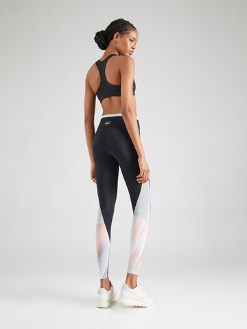 Skinny Pantalon de sport 'MONNA' Rukka en noir