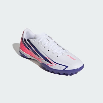 Chaussure de foot 'F50 Hyperfast Club Turf' ADIDAS PERFORMANCE en blanc