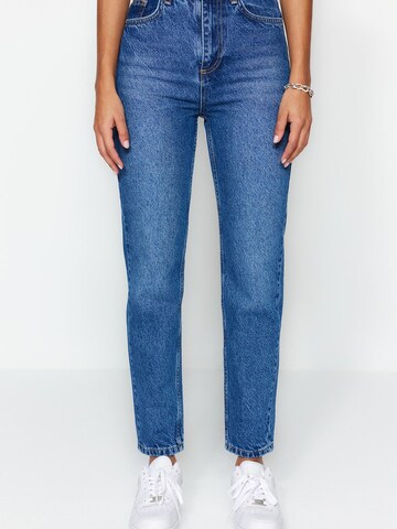 Trendyol Regular Jeans in Blue