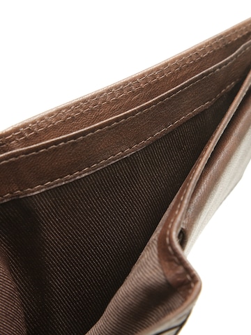 Bagan Wallet in Brown