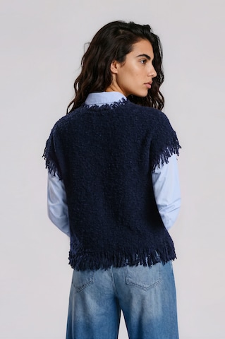 Milano Italy Knitted Vest in Blue: front