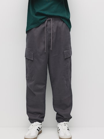 Pull&Bear Zúžený Kapsáče – šedá: přední strana