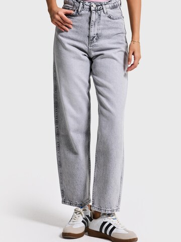 IT'S BASIC Loosefit Jeans 'JUNE RELAXED MID RISE JEANS' in Grijs