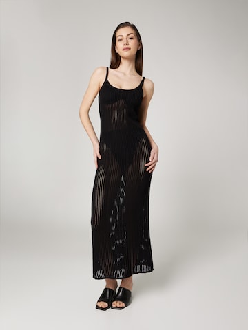 LENI KLUM x ABOUT YOU Лятна рокля 'Leila' в черно: отпред