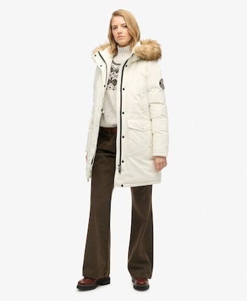 Parka d’hiver 'Everest' Superdry en blanc